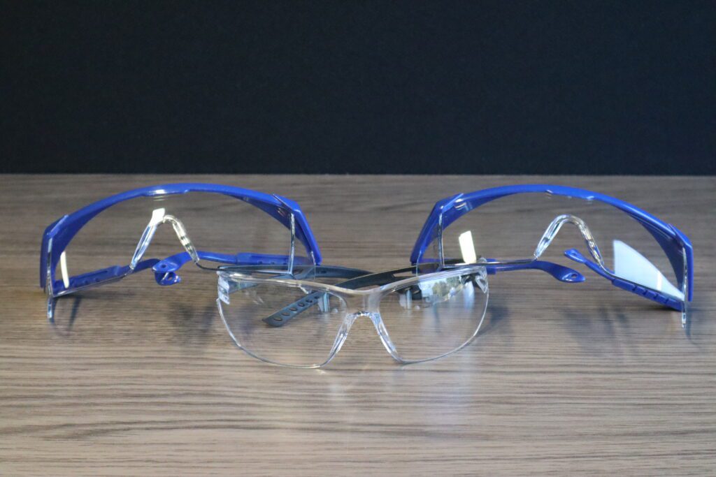 Waarom je altijd een veiligheidsbril moet dragen